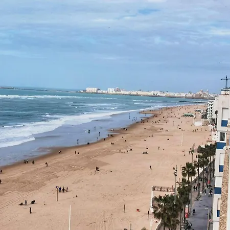 Primera Linea De Playa 아파트 카디스