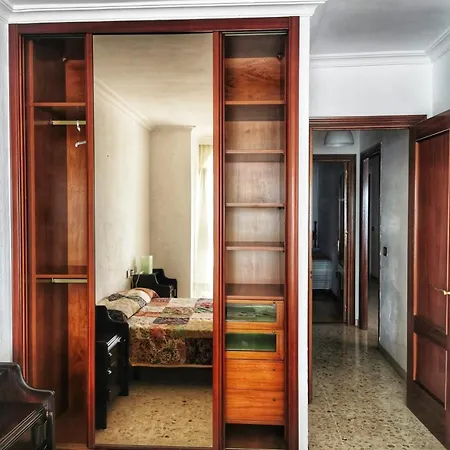 Primera Linea De Playa 카디스