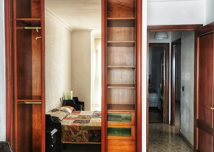 Primera Linea De Playa Cadiz