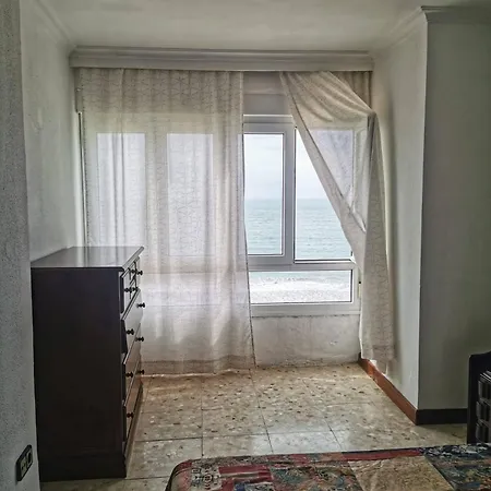 Primera Linea De Playa 加的斯